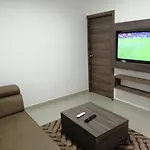 Aparta Suites La Flora