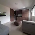Apartamentos Suites La Flora