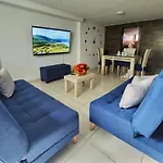 Apartamento En El Penon - Oeste