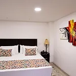 Hotel Arisha Cali