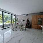 Casa En Club Campestre Frente A Campo De Golf