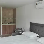 Hotel Avril