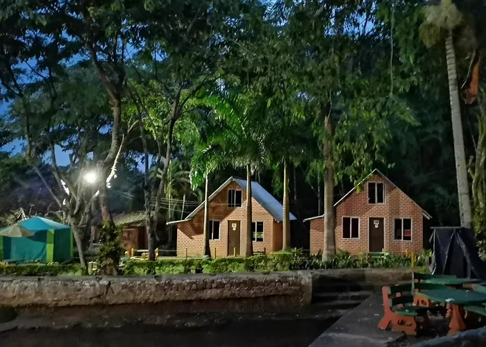 Centro Vacacional El Saman