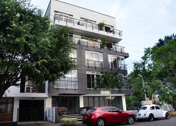 Estudio Norte El Bosque 405