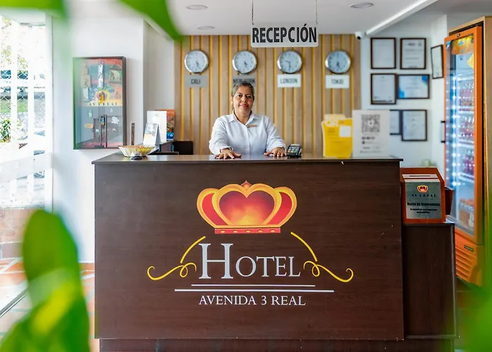 Hotel Avenida 3 Real