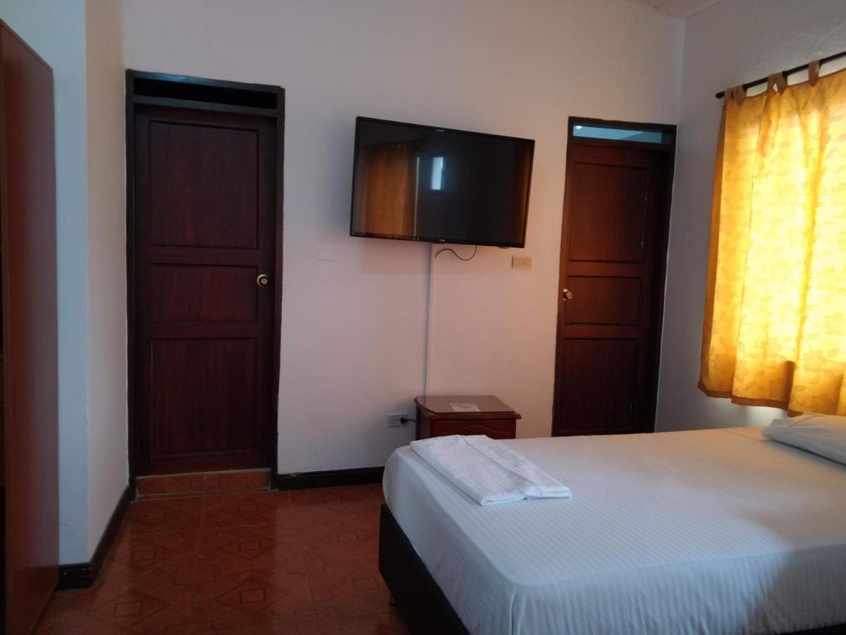 Rivera Plaza Hotel 3*