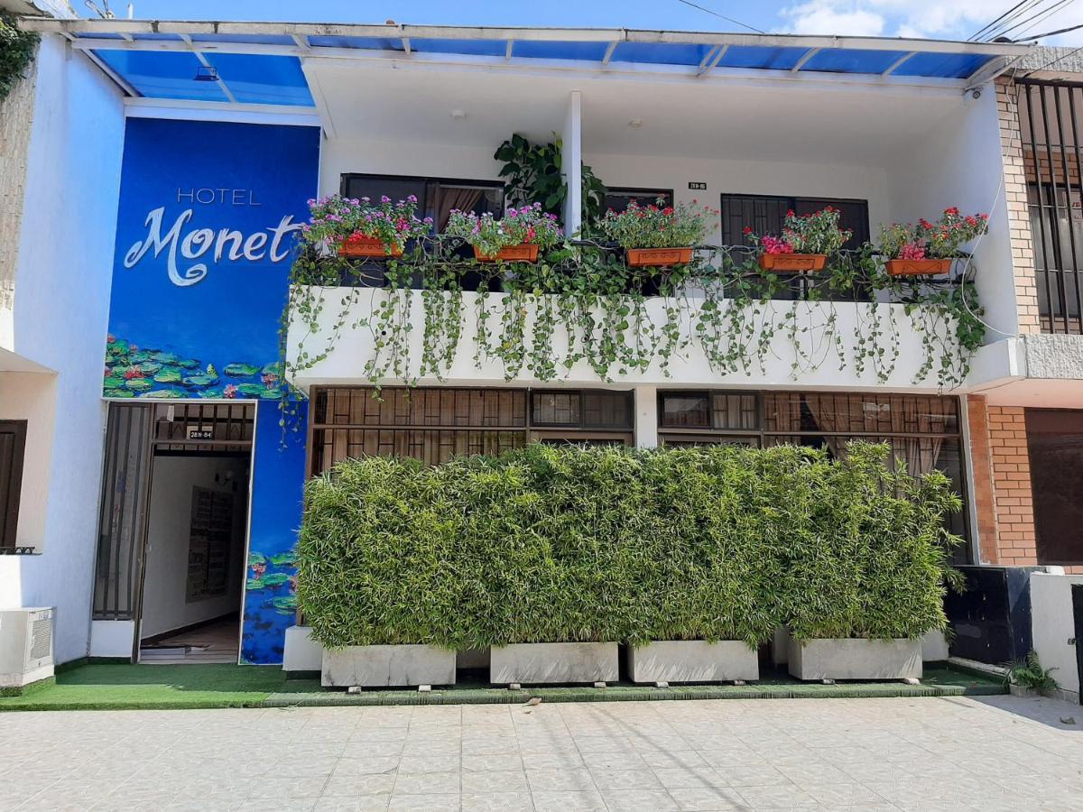 Monet Hotel