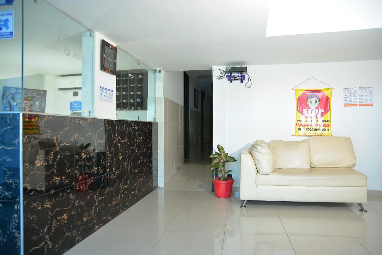 Apartahotel Juane's