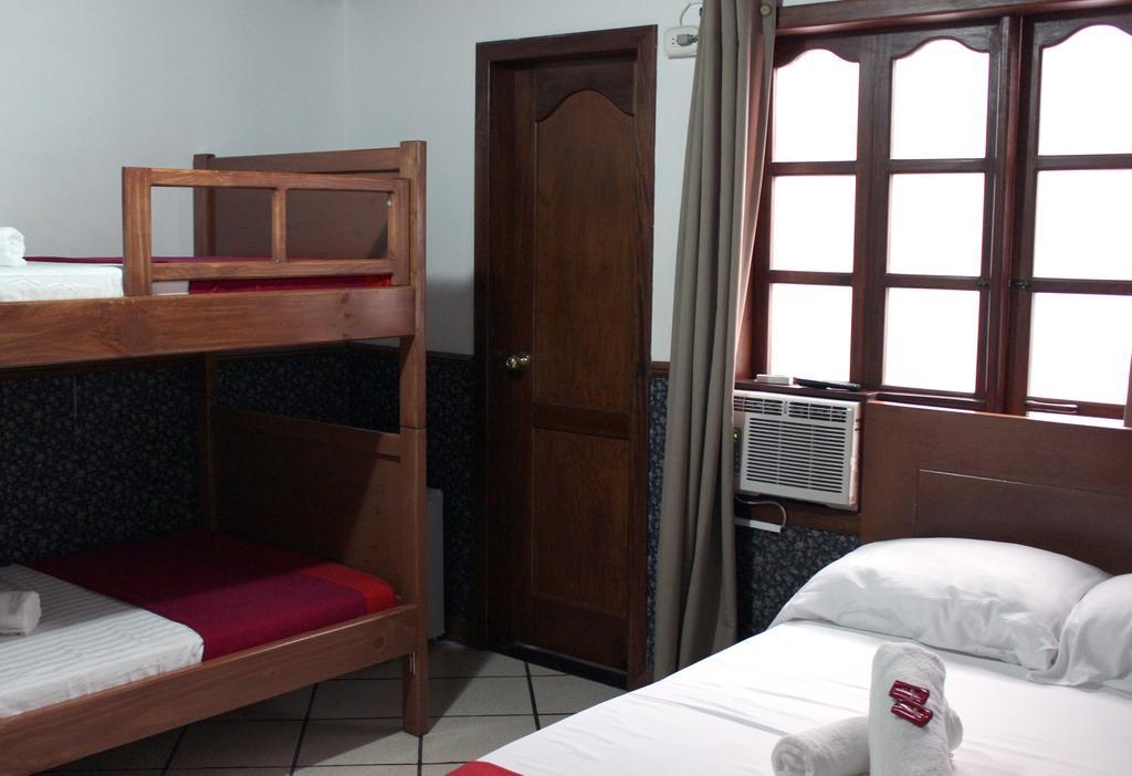 Pasadena Hotel 2*