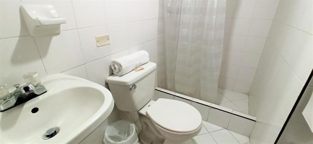 Windsor Plaza - Downtown 3* Cali