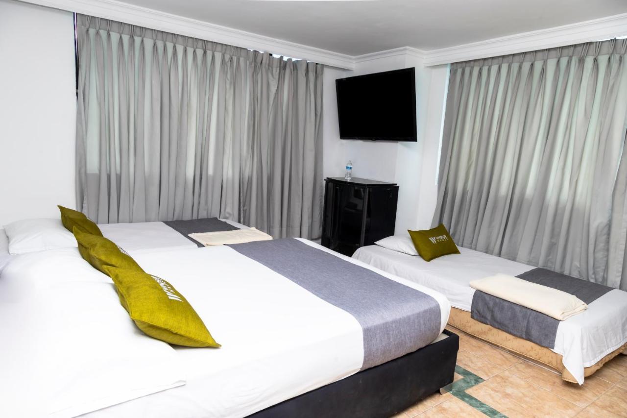 Hotel Windsor Plaza - Downtown 3*