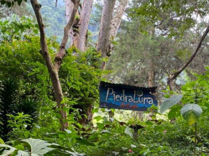 Piedra Luna Refugio el hostal de la montaña Cali