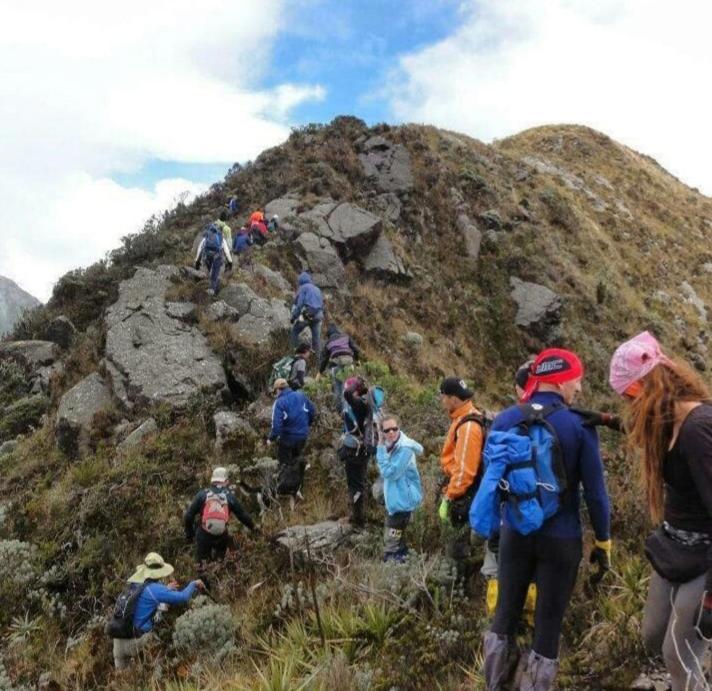 Pensión Piedra Luna Refugio el hostal de la montaña Cali