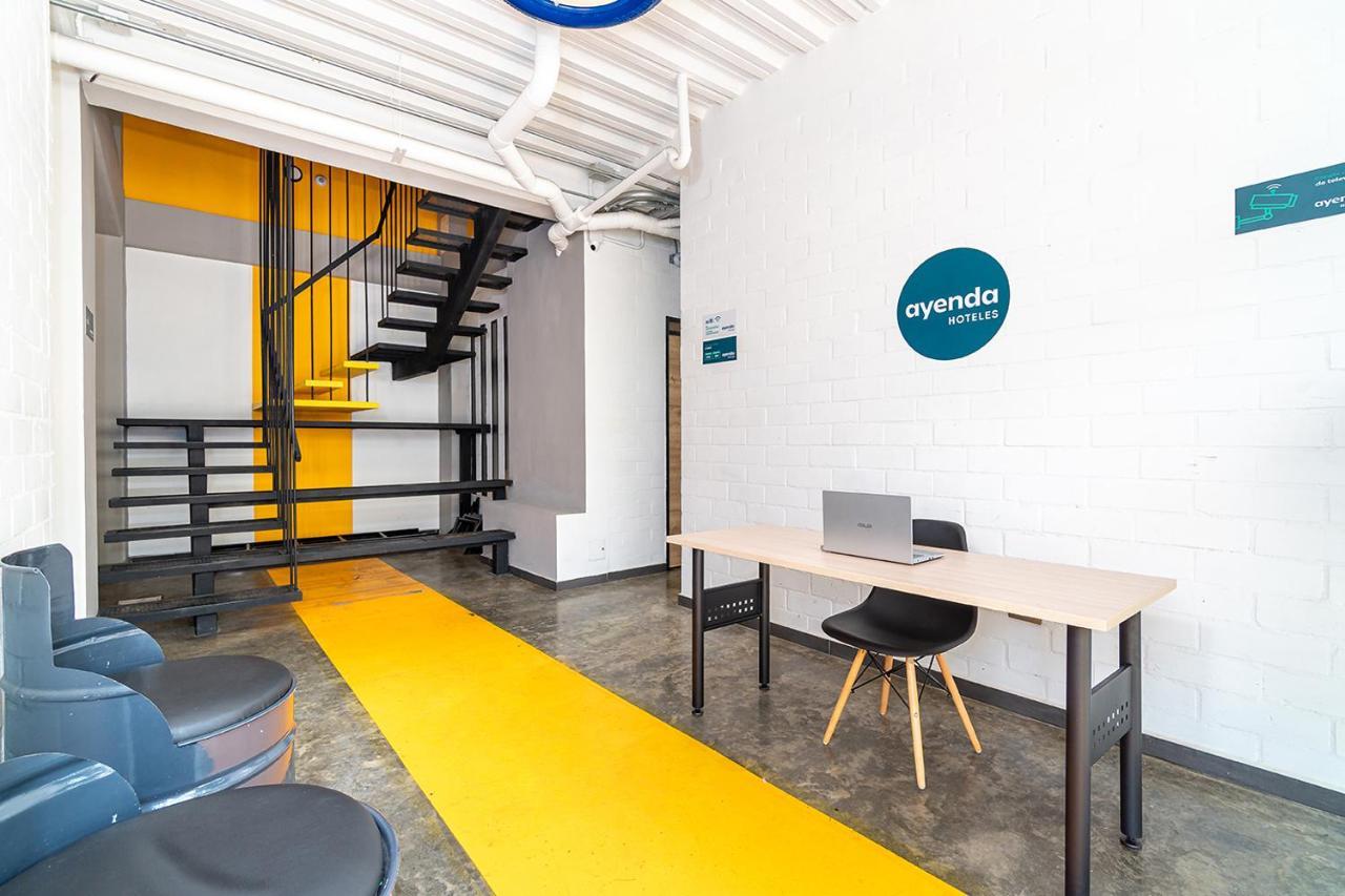 Ayenda Living Box Cali