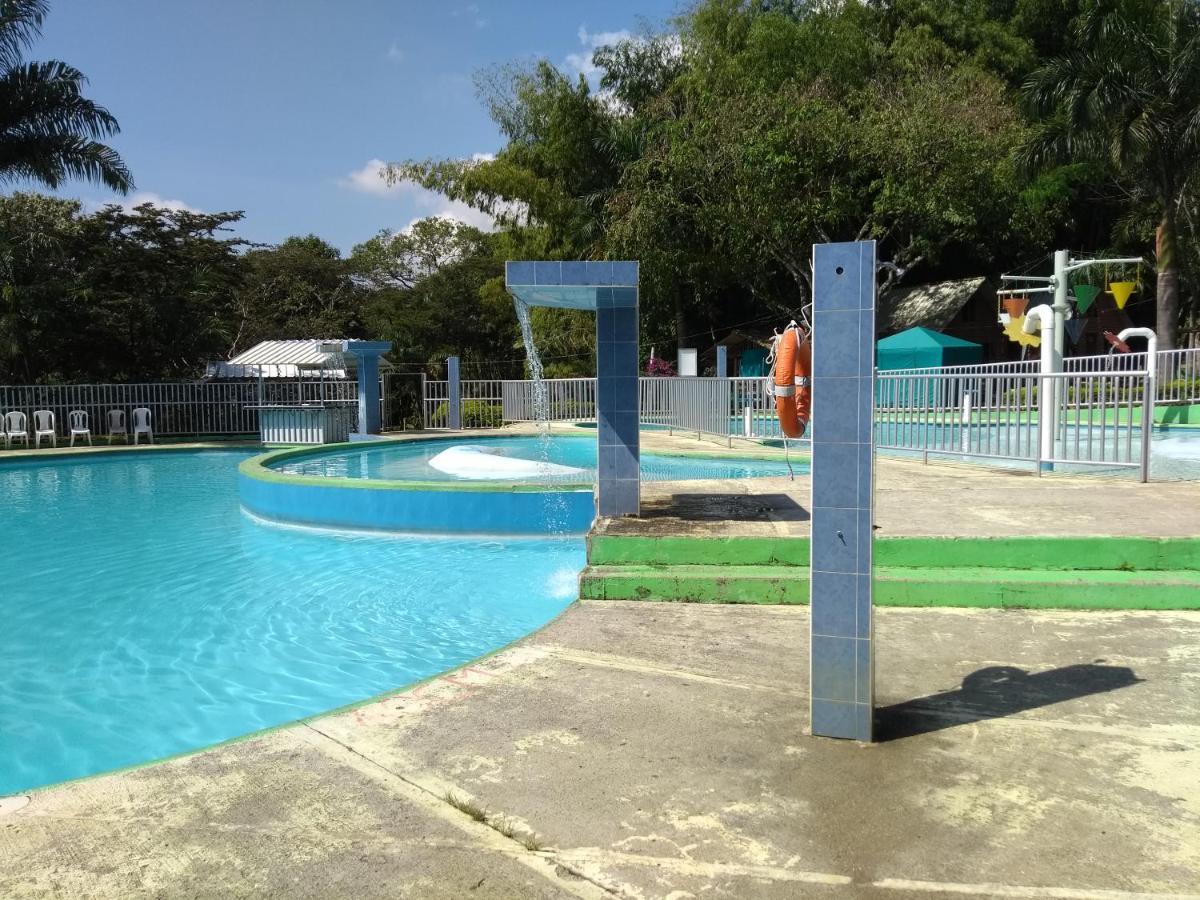 Hotel Centro Vacacional El Saman