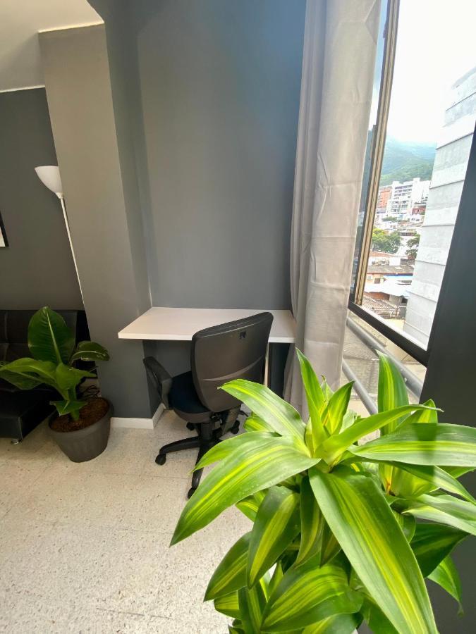 Apartamento Granada Hermoso Apartamento Parking Fast Wifi Cali