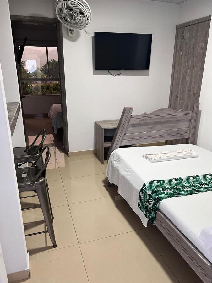Aparta Ecosuite Hotel *