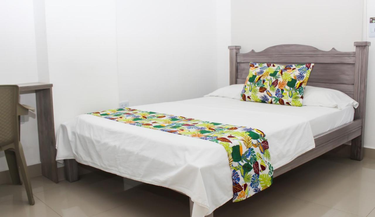 Hotel Aparta Ecosuite Cali