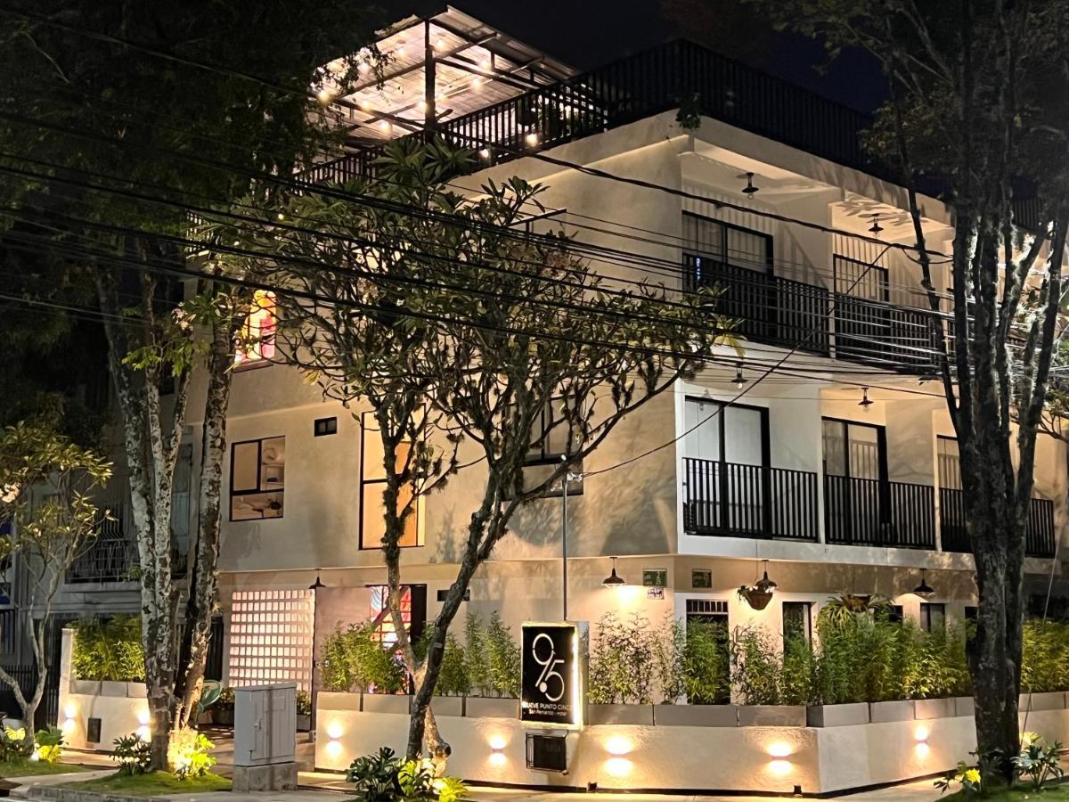 9.5 San Fernando Hotel