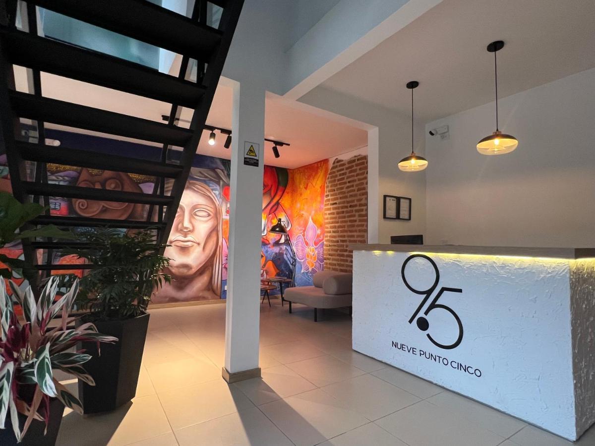 9.5 San Fernando Hotel Cali