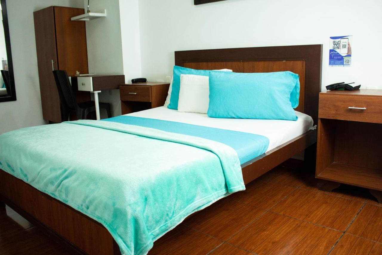 Brisas De Calima Hotel 2*