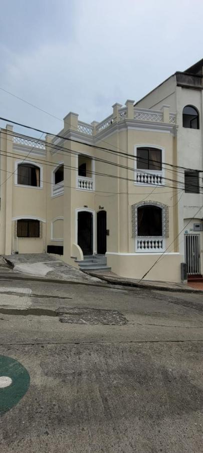 Guest house Piazza Granada Cali
