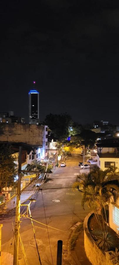 Piazza Granada Cali