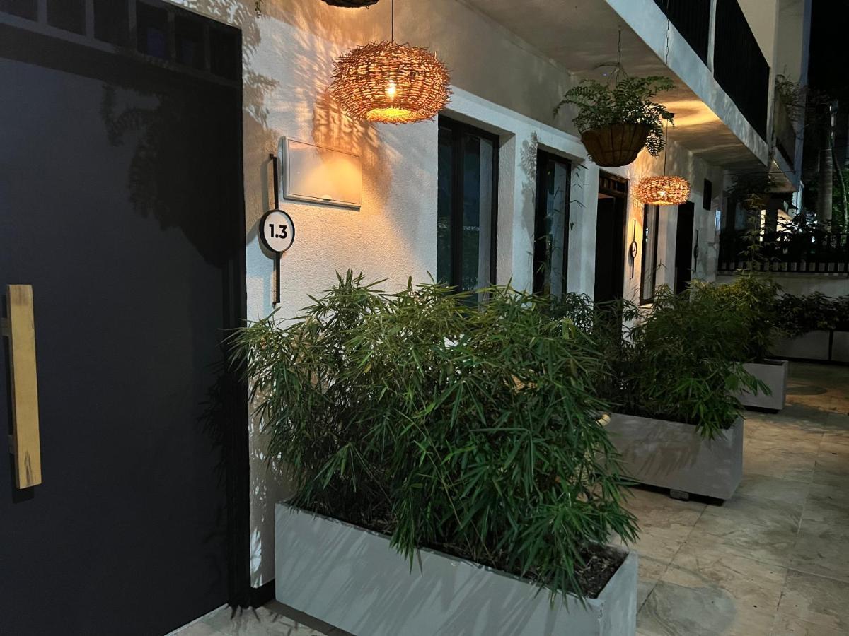 9.5 San Fernando Hotel