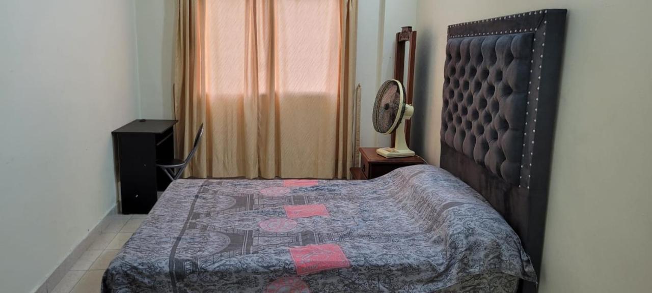 Piazza Granada Guest house Cali