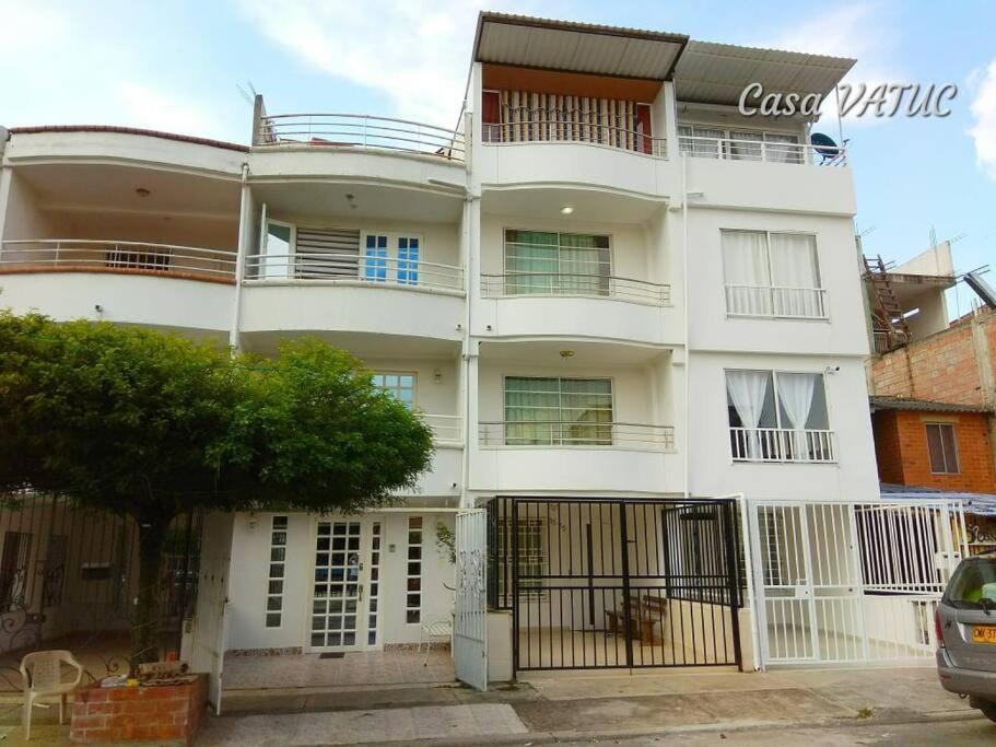 Casa Al Sur De Cali. Grupos/familias/deportistas! * Cali