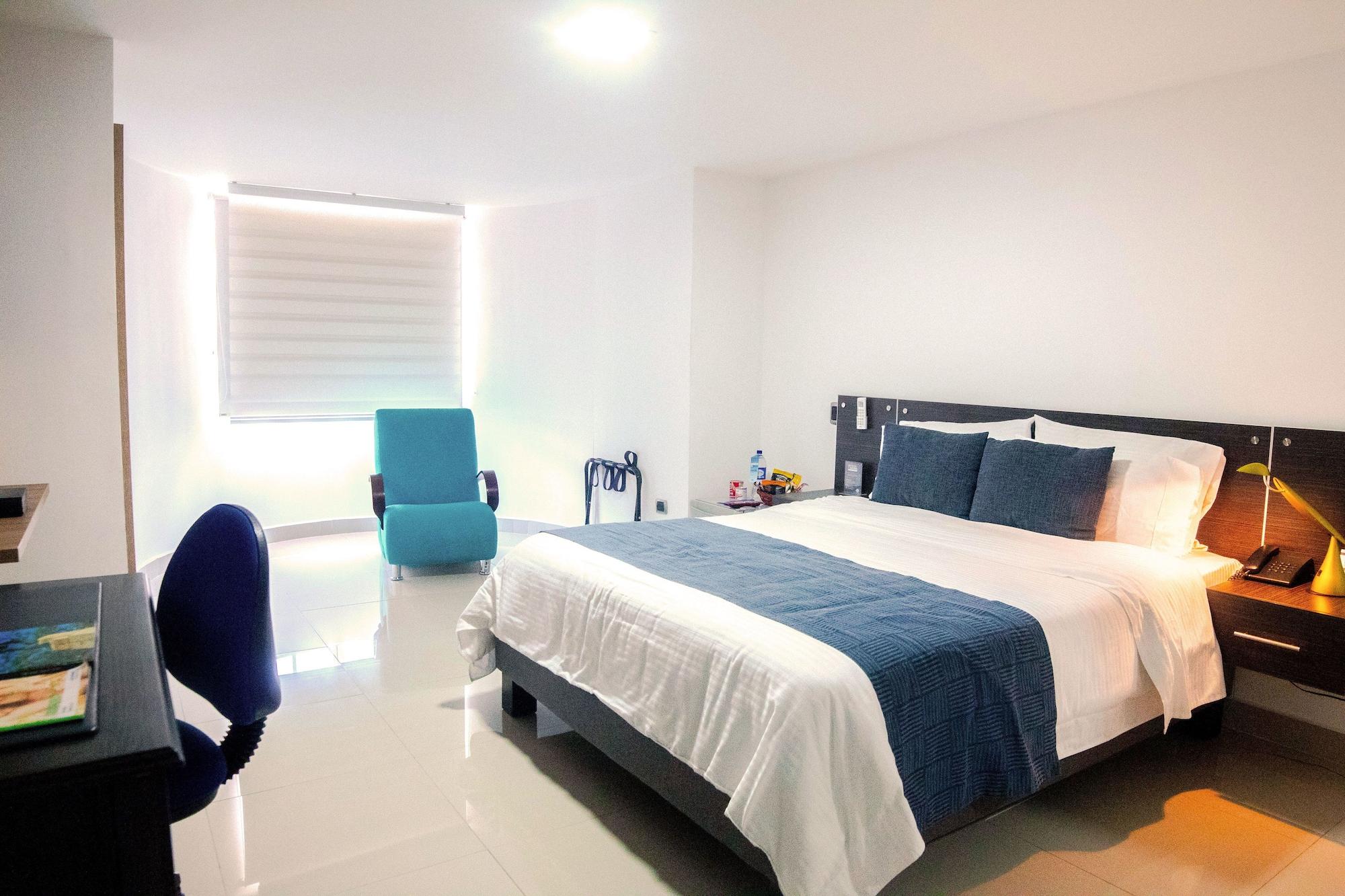 Hotel Azor Versalles Cali