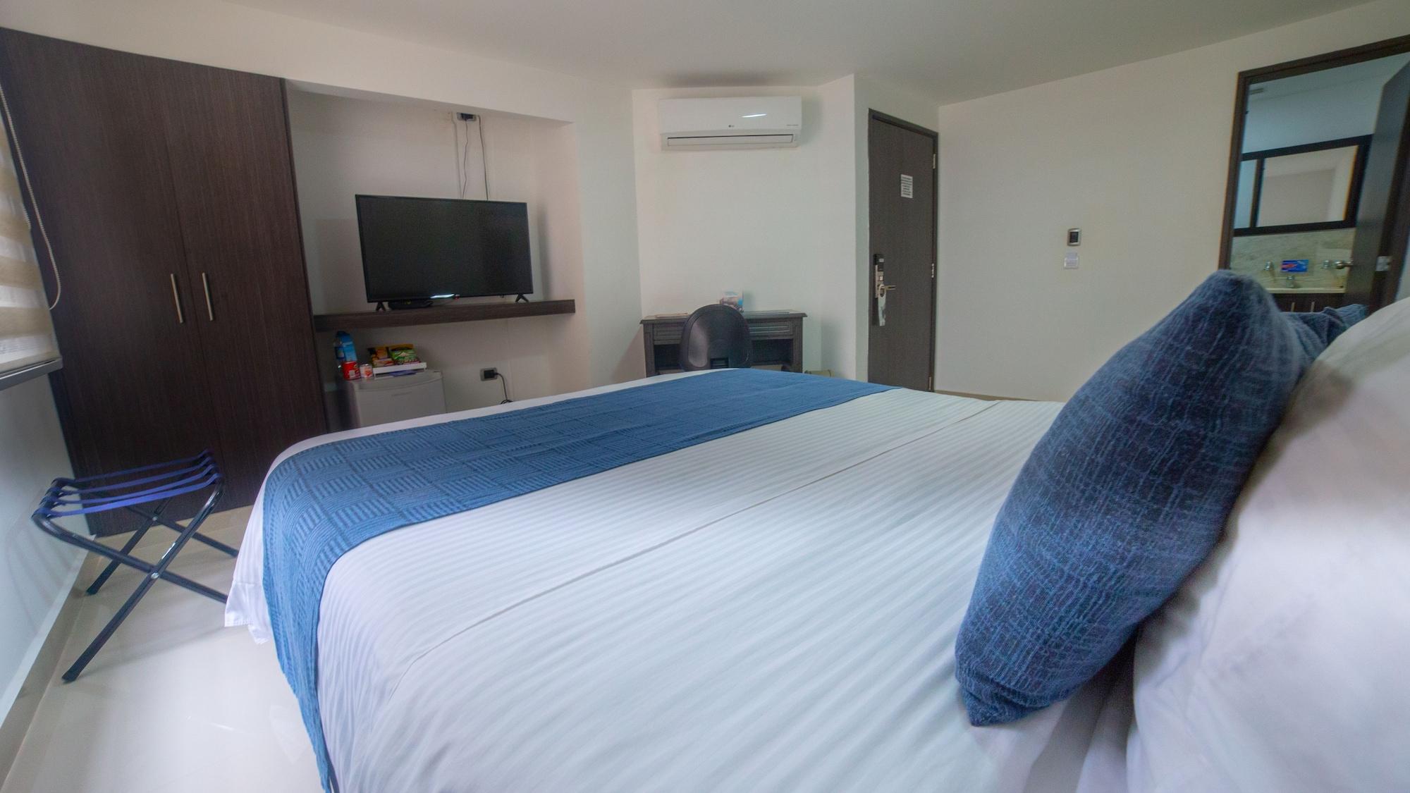 Hotel Azor Versalles