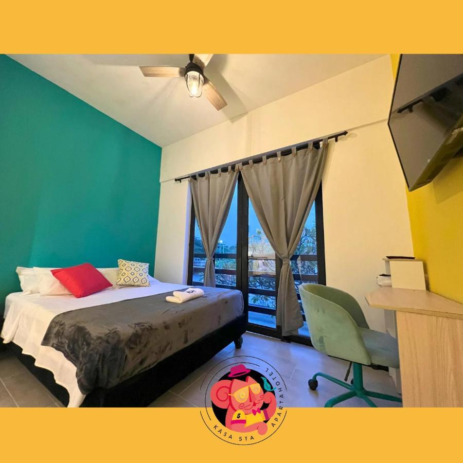 Kasa 5ta Apartahotel Hotel