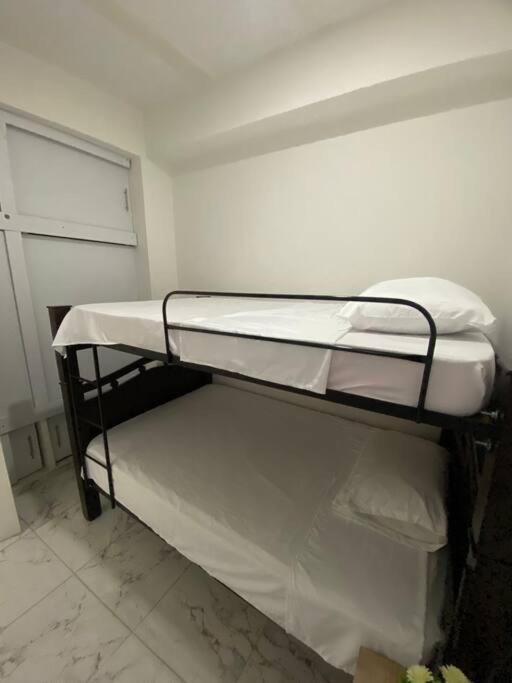 Apartamento Comodo Y Central En En El Barrio Miraflores 201 Cali