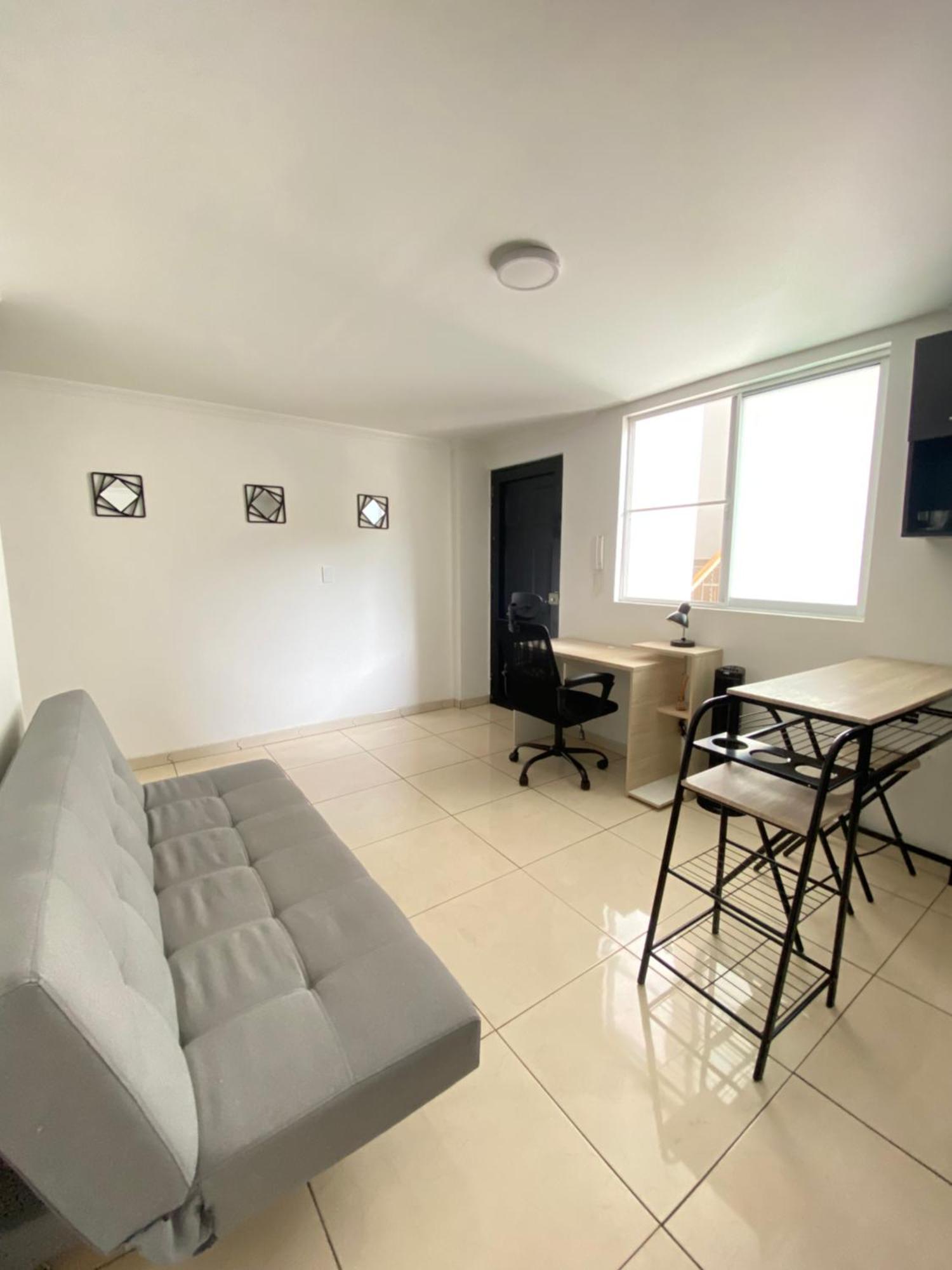 Junto Al Club Campestre Apartment