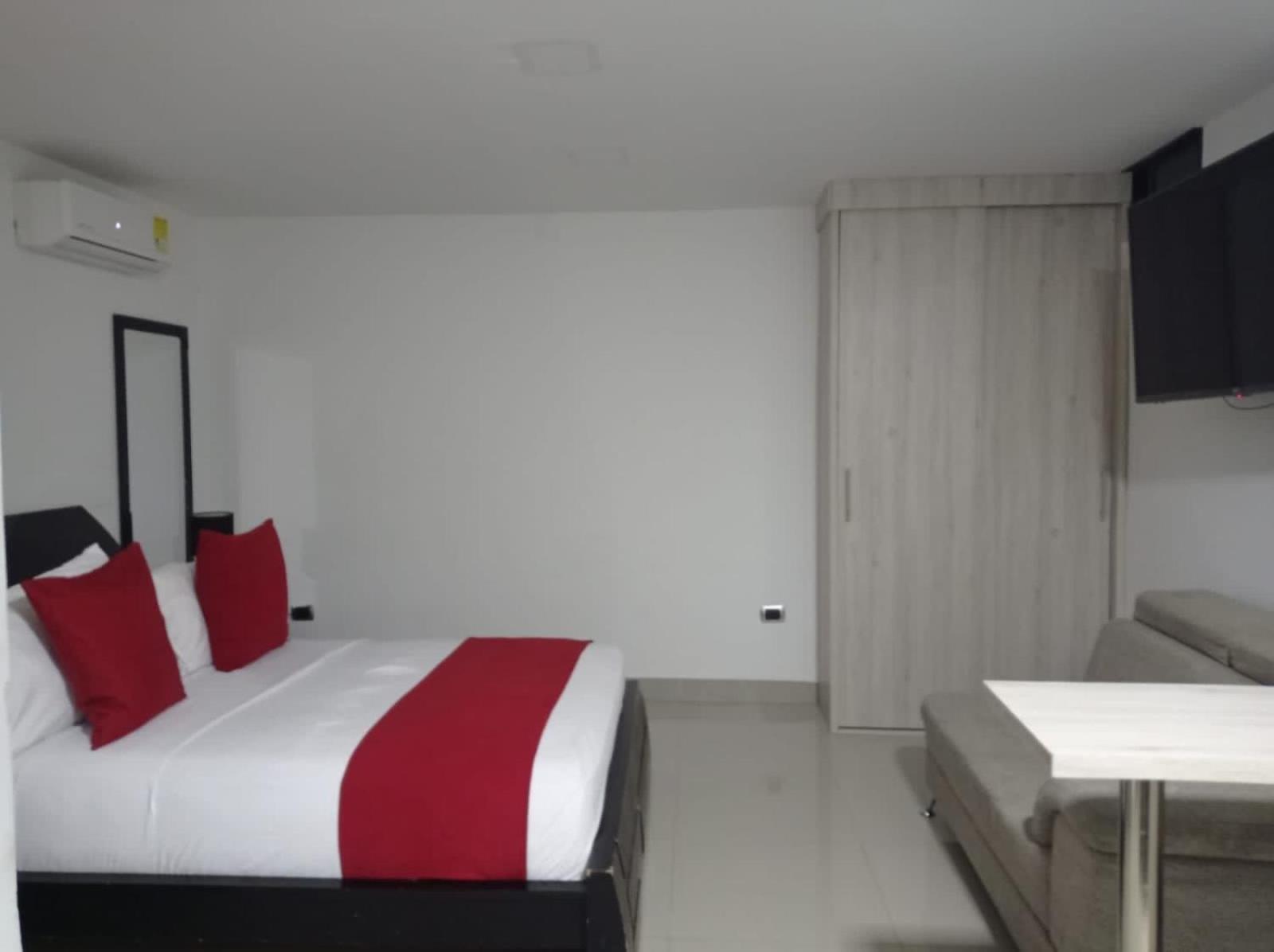 Aparta Suites Granada Deluxe Hotel *