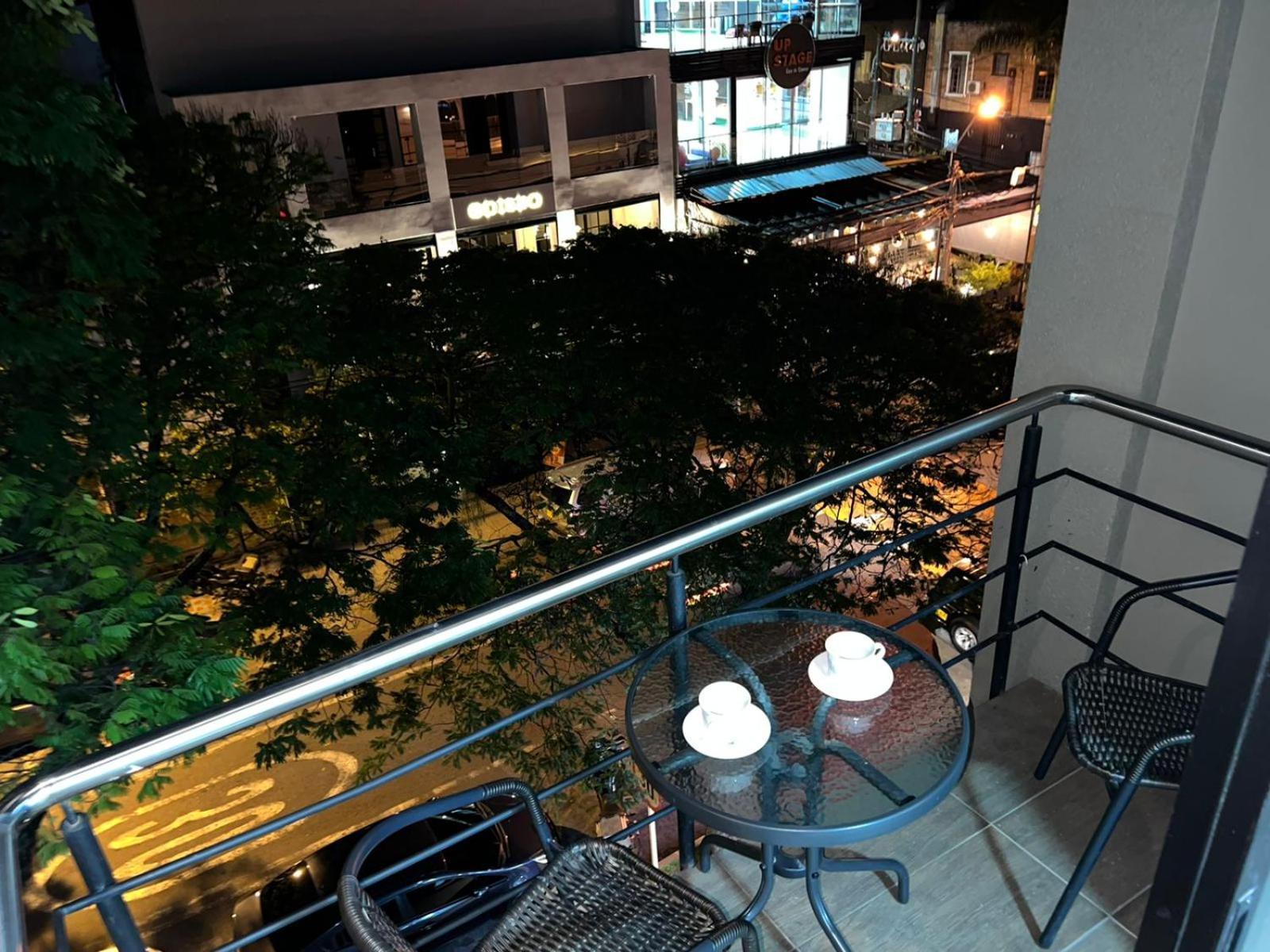 Aparta Suites Granada Deluxe Hotel Cali