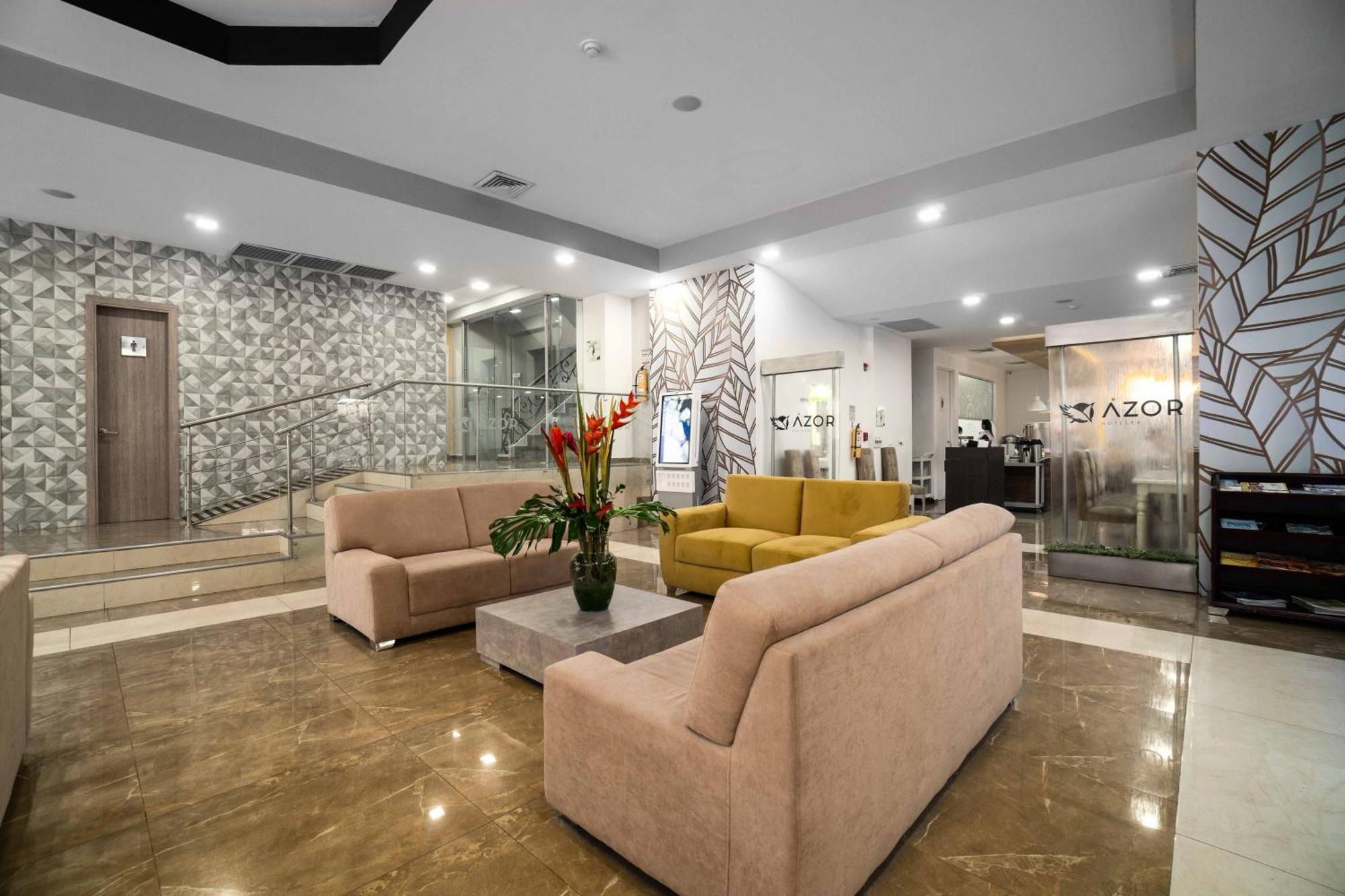 Azor Versalles 4* Cali