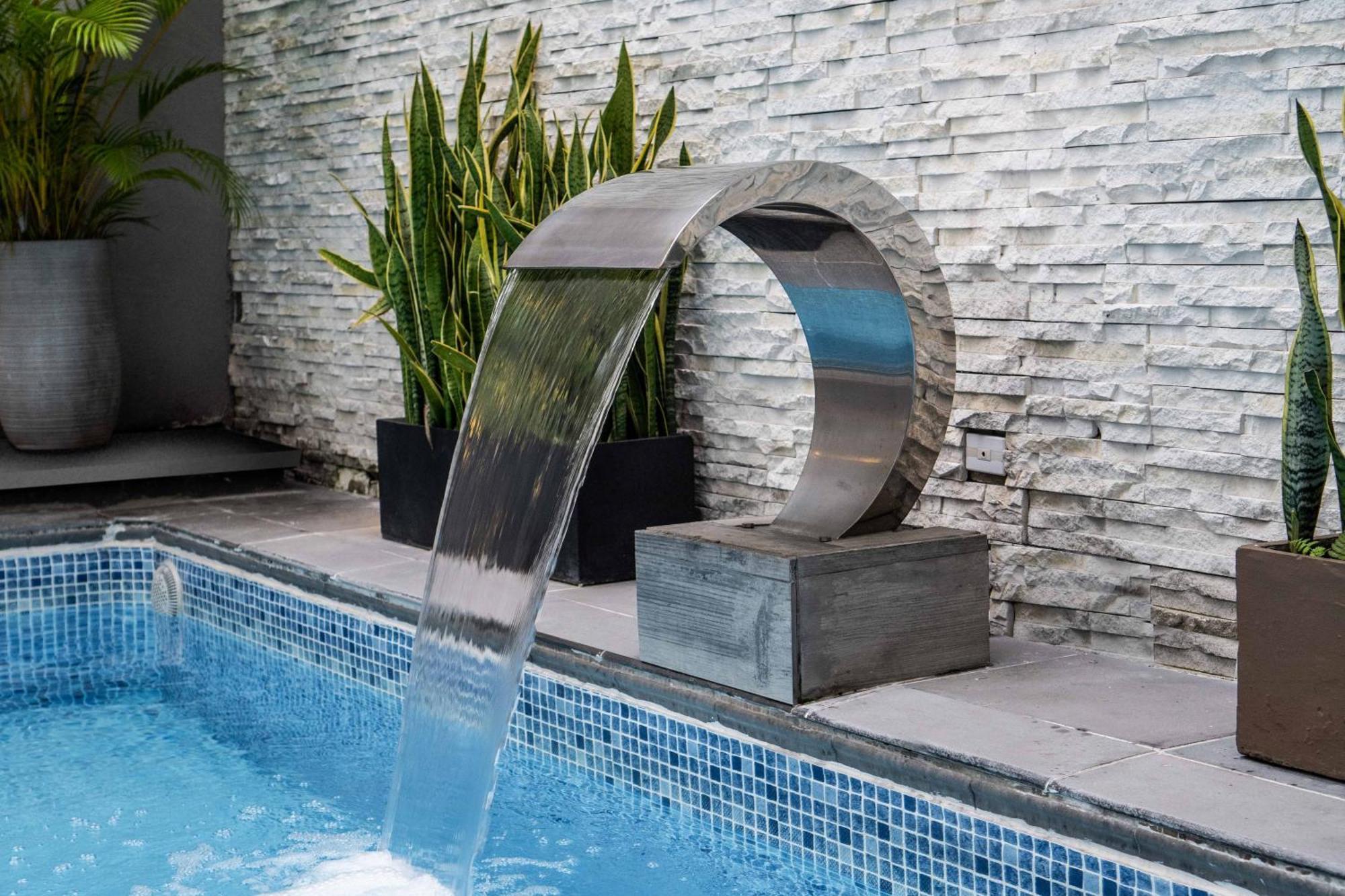 Azor Versalles Hotel 4*