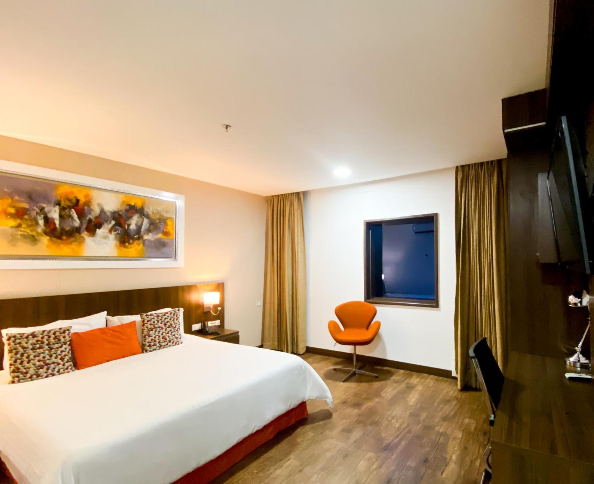 Royal Elim Internacional Hotel