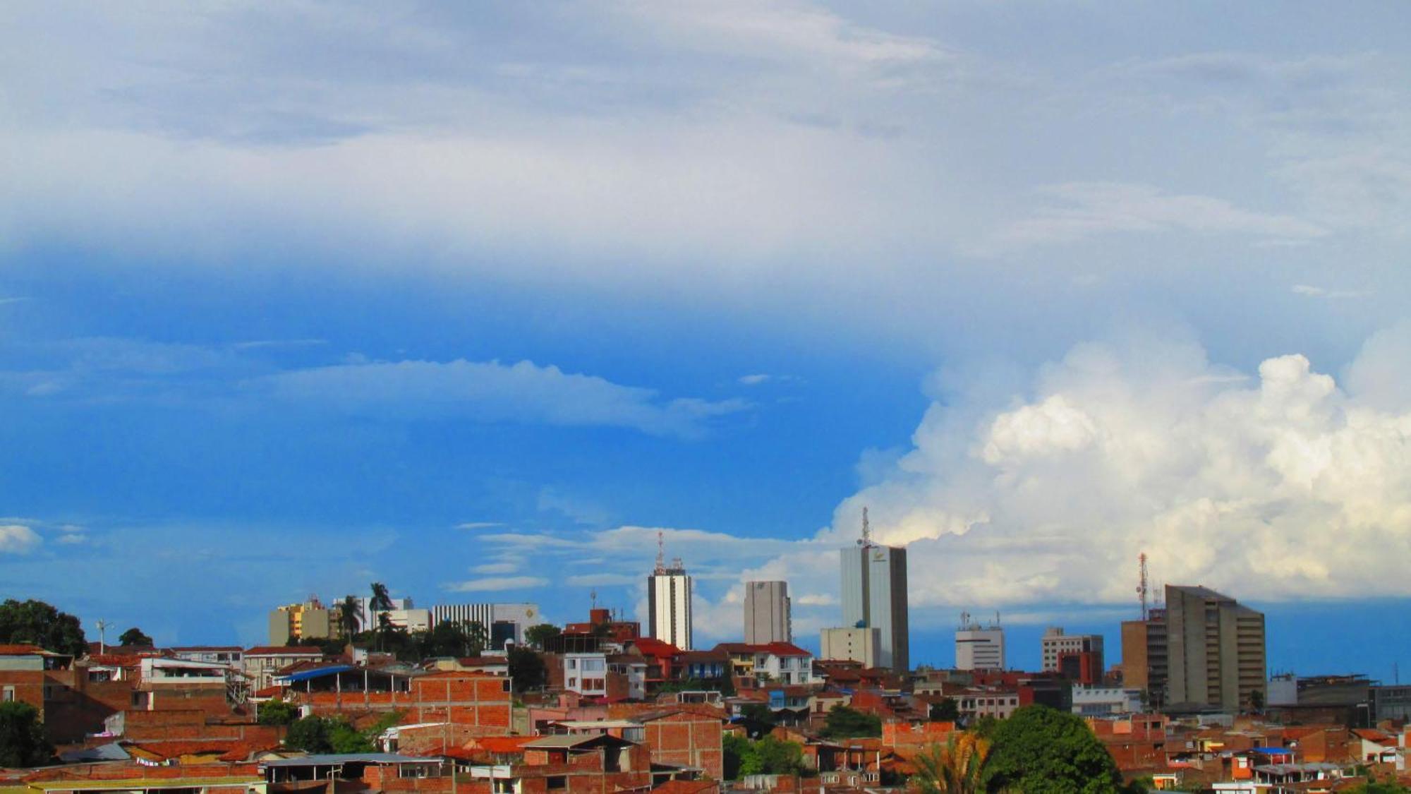 Comodo Duplex. Vista A La Ciudad Cali