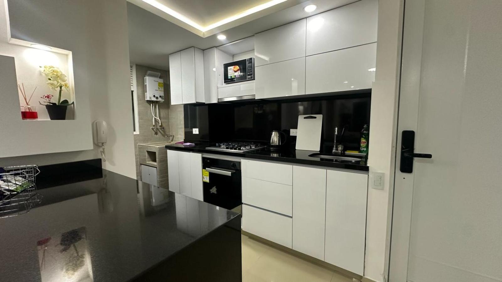 Apartment Acogedor Y Completo, Apto Cerca De Jardin Plaza, Con Piscina, Parqueadero Y Aire Acondicionado