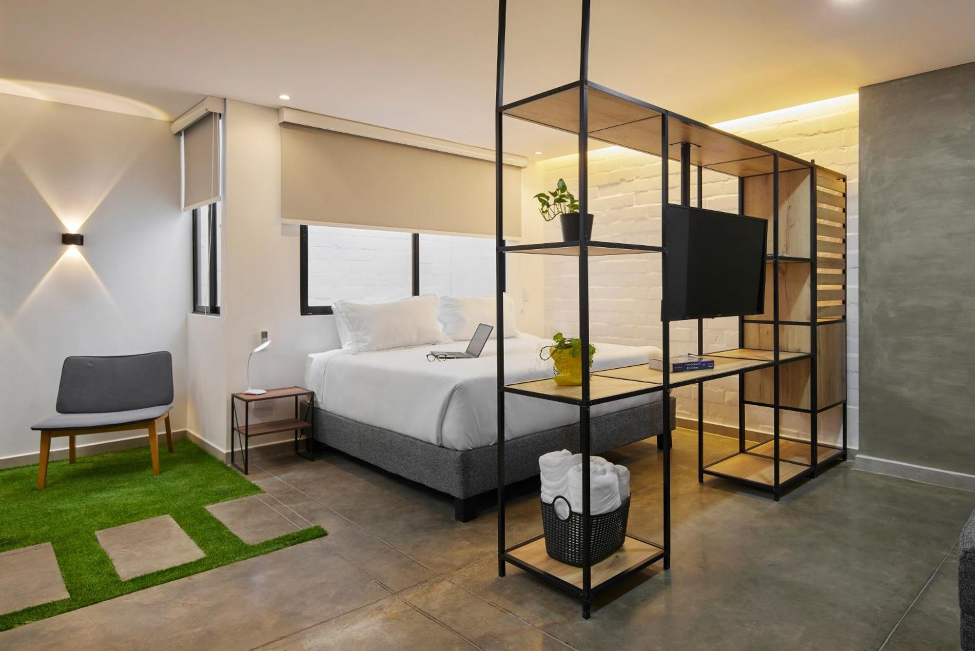 Altio Hotel 4*