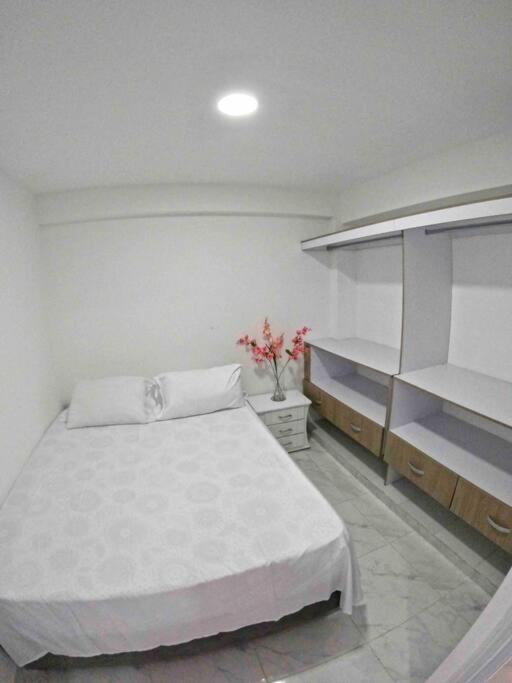 Comodo Y Lindo Apartamento En 1