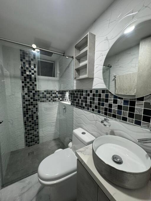 Moderno En Ciudad Melendez