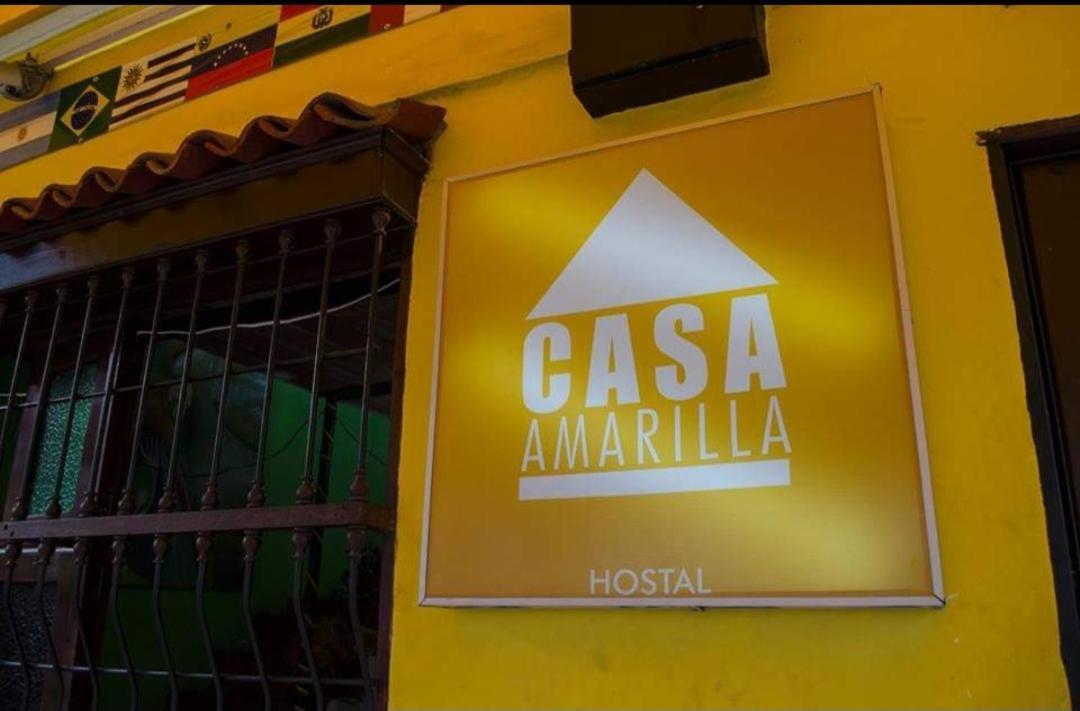 Pensión Casa Amarilla - Cali
