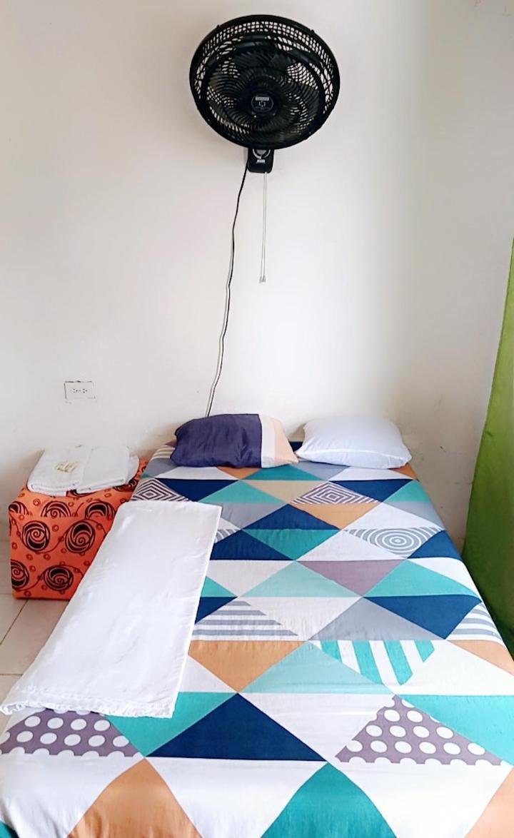 Casa Amarilla - Pensión