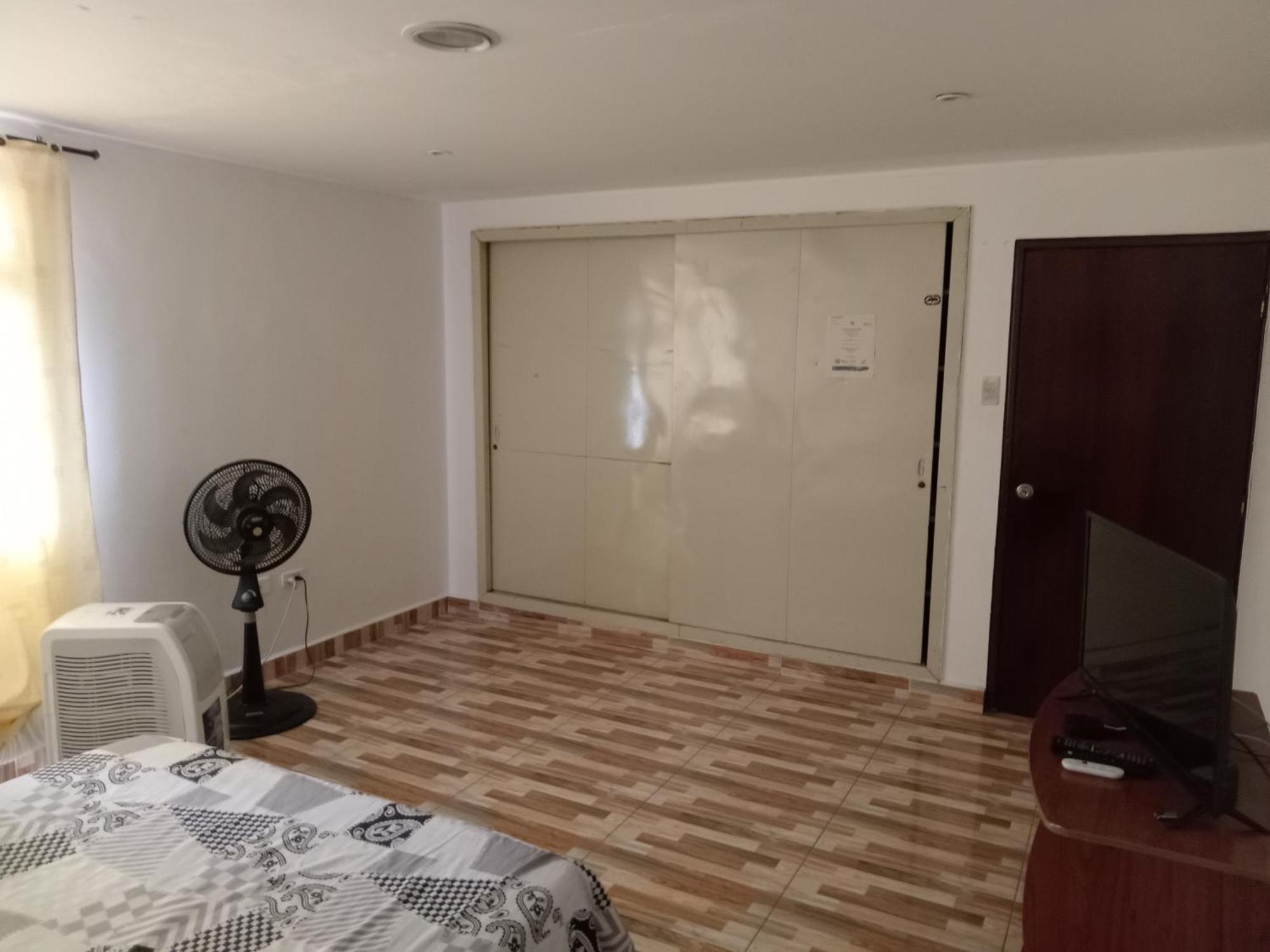 Linda Casa Vacacional Andy-santiago De Habitación en casa particular