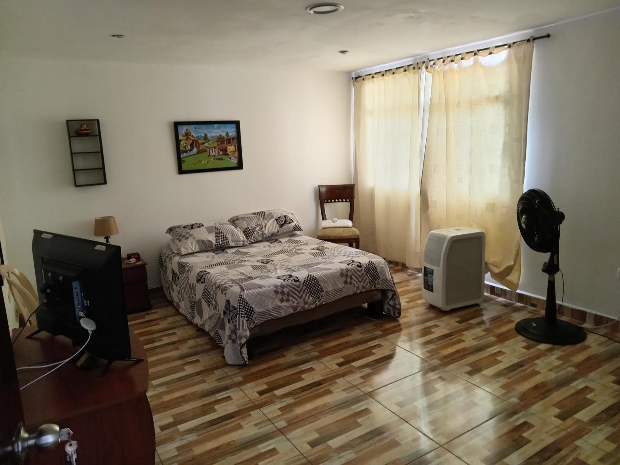 Linda Casa Vacacional Andy-santiago De *
