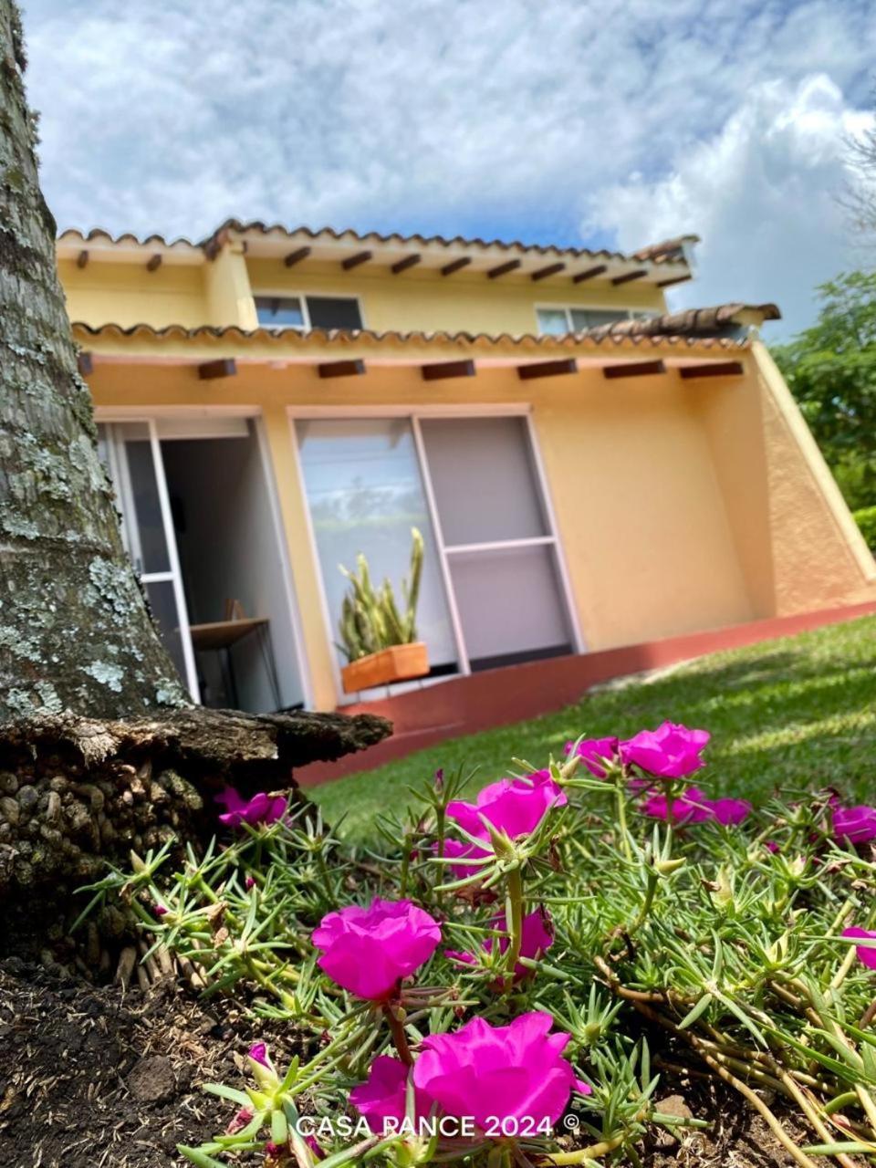 Hotel Casa Pance 3*
